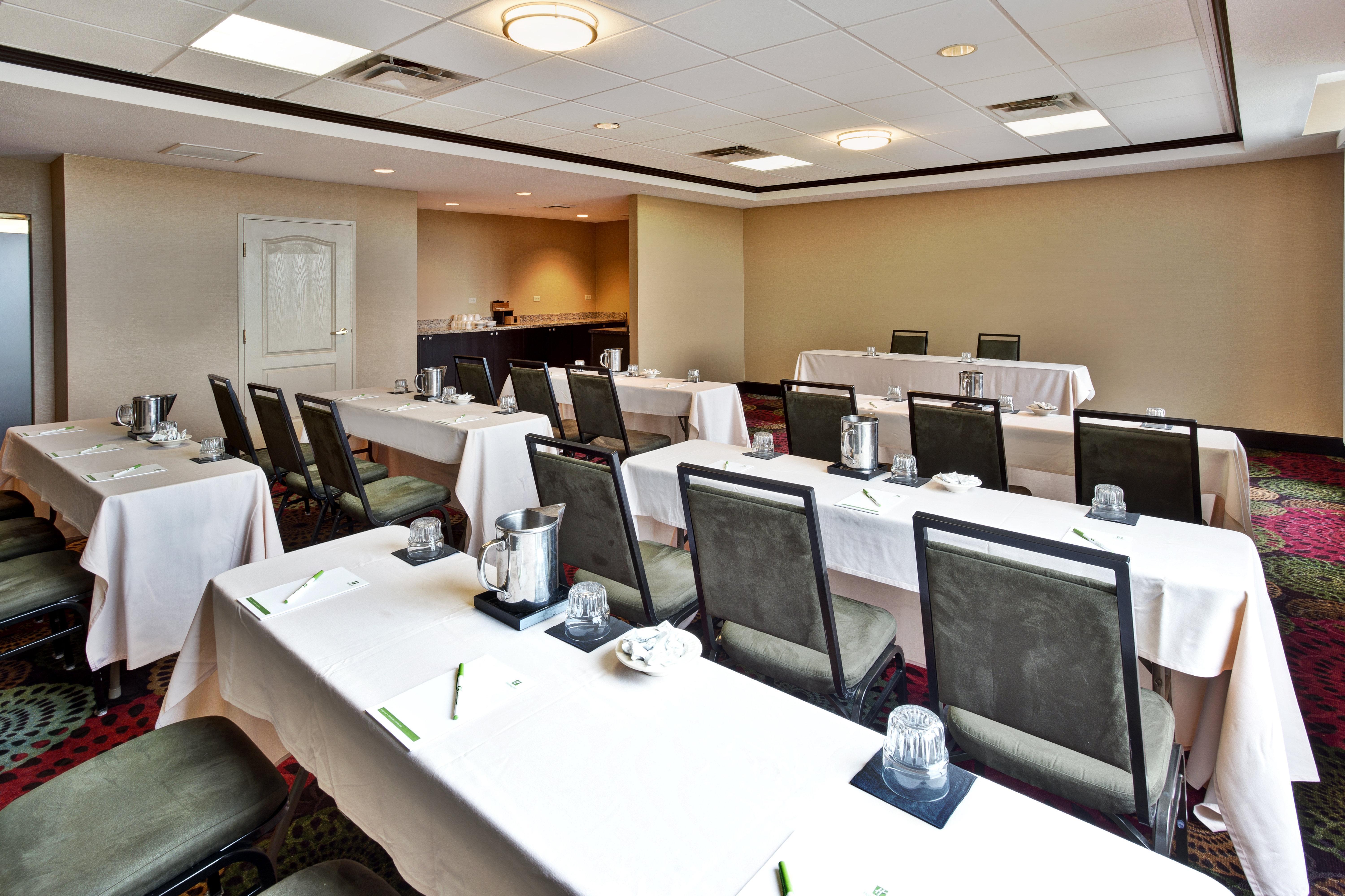 Holiday Inn Hotel & Suites Chicago Northwest - Elgin By Ihg Extérieur photo